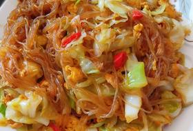 Stir-Fried Cellophane Noodles with Cabbage and Egg