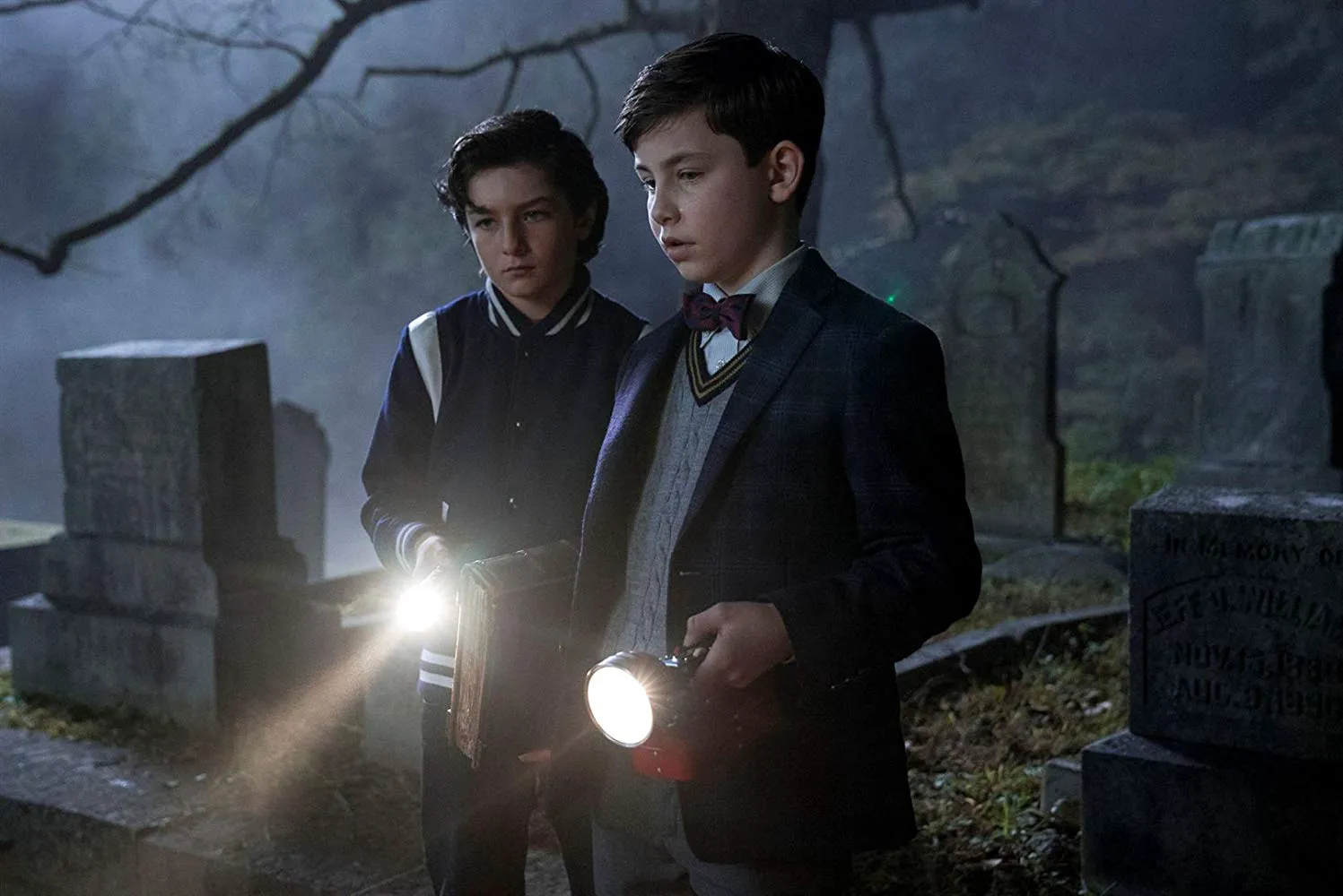 A horror for children or a fairy tale for adults: we talk about the movie "The House with a Clock in Its Walls"