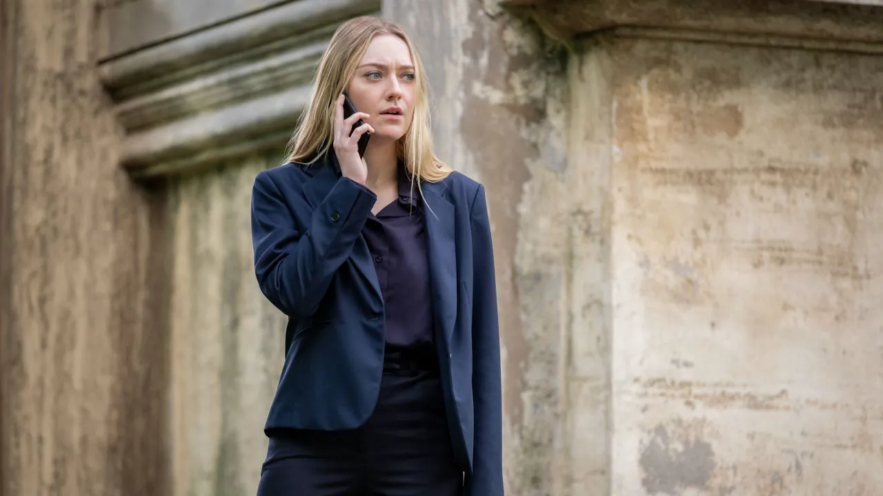 Dakota Fanning in a still from 